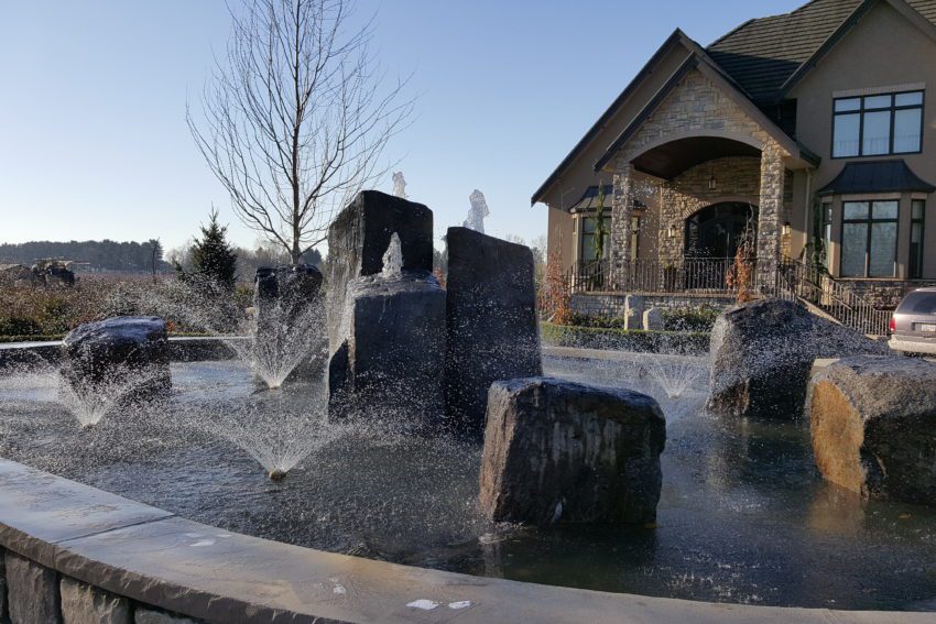 Water feature fountain